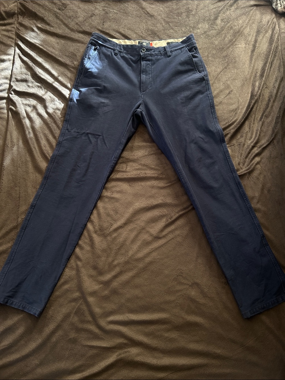 Men's Navy Straight-Leg Chino Pants